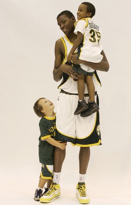 Kevin Durant and fans